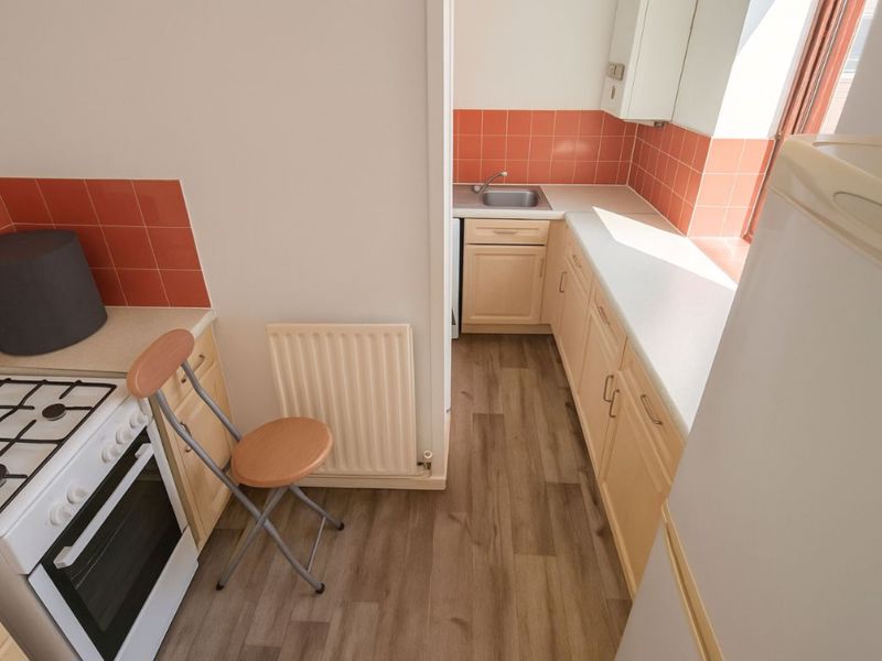 Photo 7- click for photo gallery